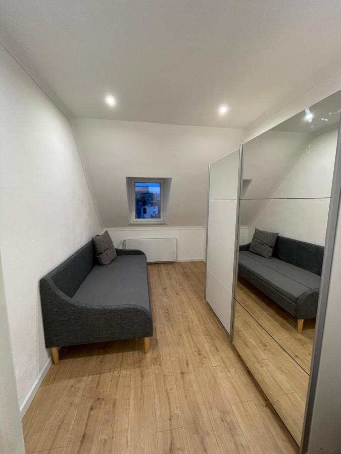 Stadthaus Apartment Bachperle Майен Екстериор снимка
